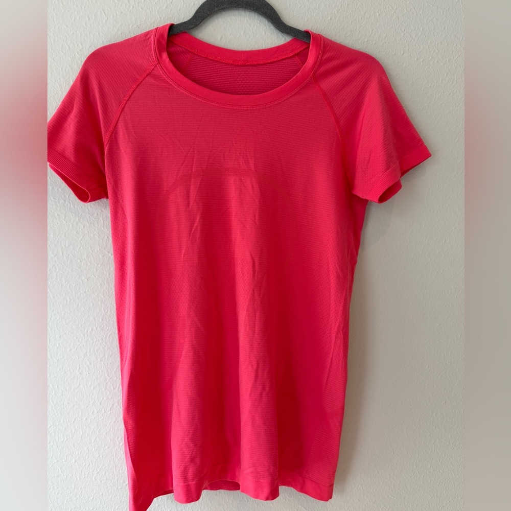 Lululemon swiftly tech short sleeve 2.0